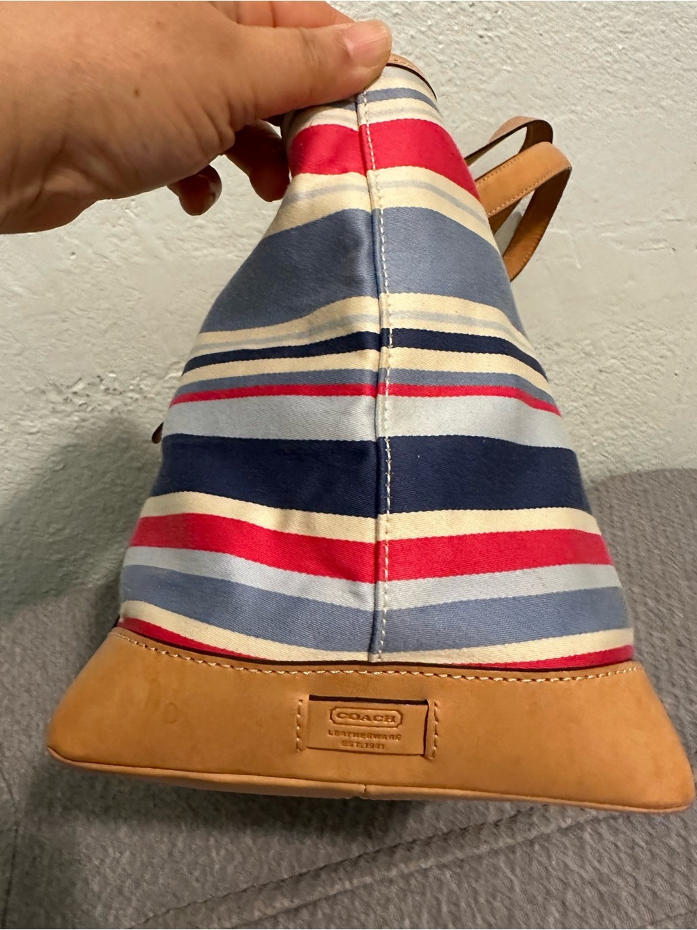 Vintage Coach Hampton Striped Canvas & Leather Blue/Red - Picture 8 of 13